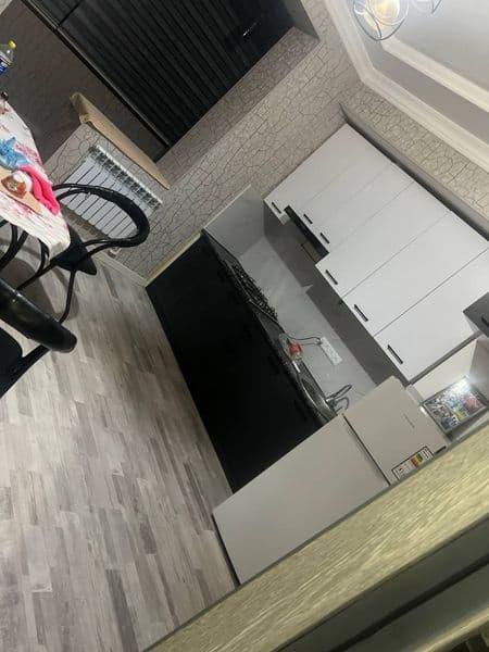 77 kvadrat 2 xonali qiruvchilar metrosiga 600 metr. Kansaner