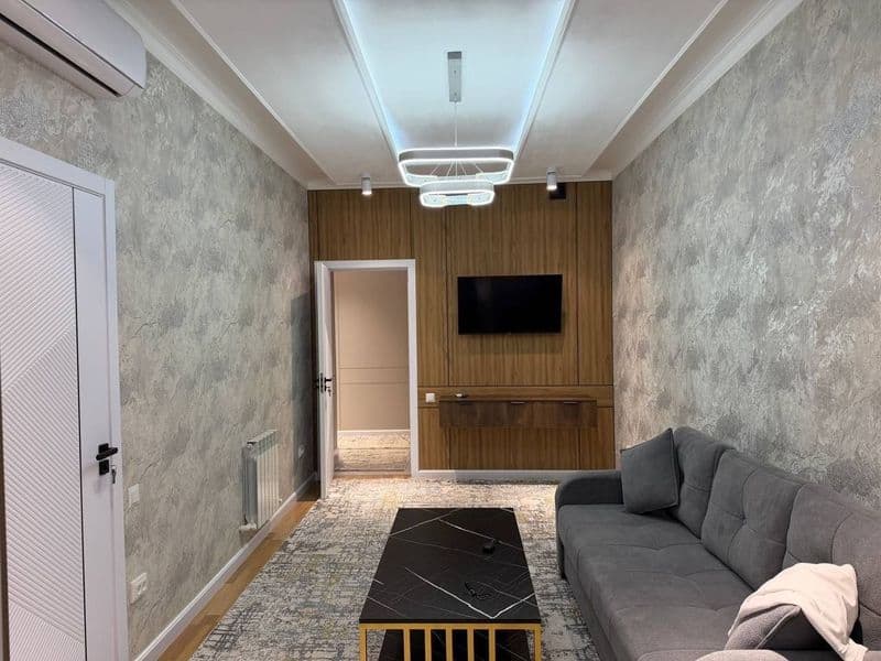 Юнусабад 11 кв<br />
Мегапланет<br />
2/2/4<br />
АКУРАТНИЙ 