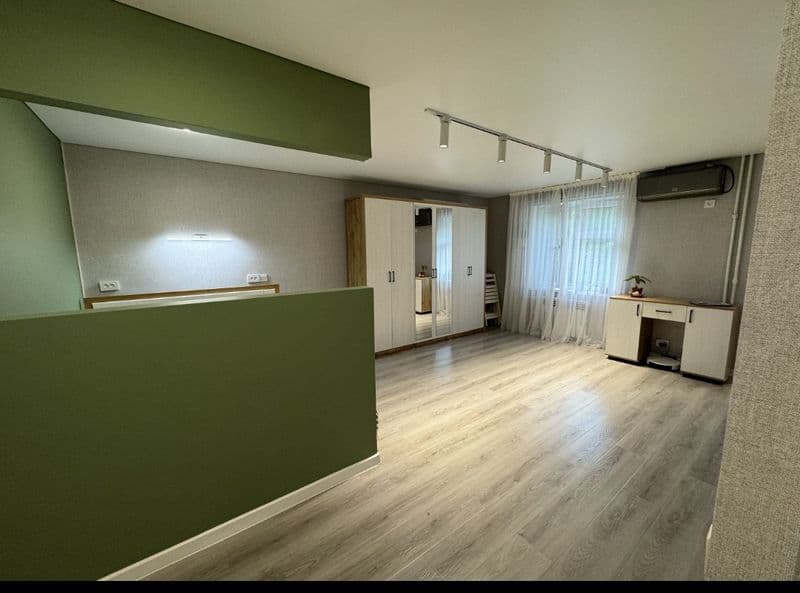 Сдаётся в аренду <br />
БИЙ Чайхана Салом<br />
1/3/5<br />
