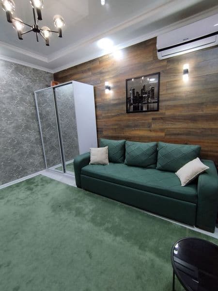 Сдаётся 1 комнатная перепланировка в 2, с Евро ремонтом с ме — фото 2