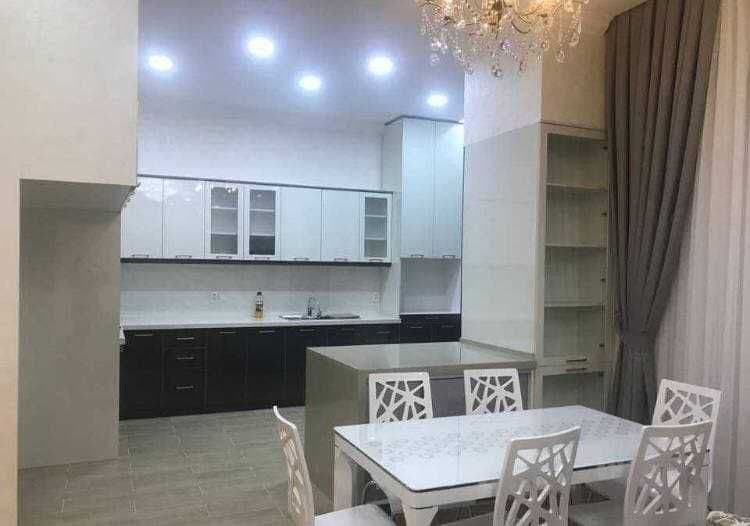 Сдаётся квартира новостройке  возле улицы Нукус  6 комнатная — фото 2