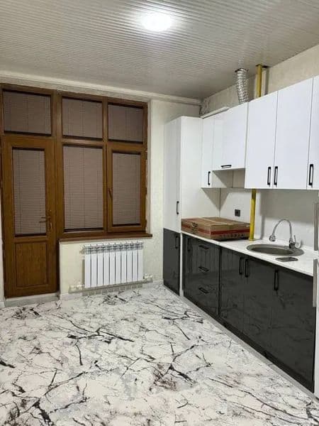 В квартире совсем душ в ванной кухня есть тоже отдельный авт — фото 2