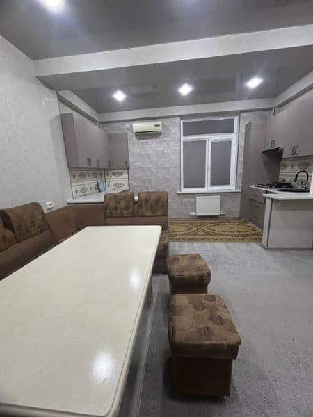 Сдаётся на долгий срок абсолютно новая квартира (68 кв.м) в 