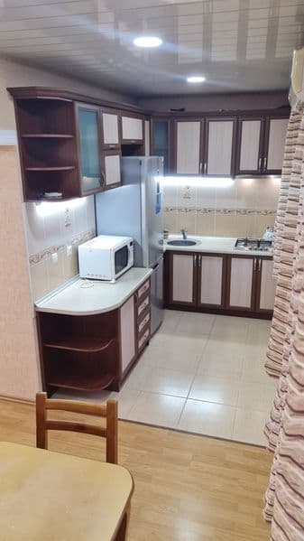 Сдается 2/3/5 (переделанная в трехкомнатную) в кирпичном дом