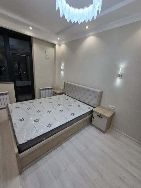 Сдаётся 2-комнатная квартира с абсолютно новым ремонтом, меб