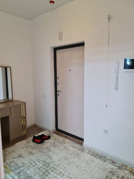 1 комнатная со всеми удобствами, мебель техника есть, желате — фото 5