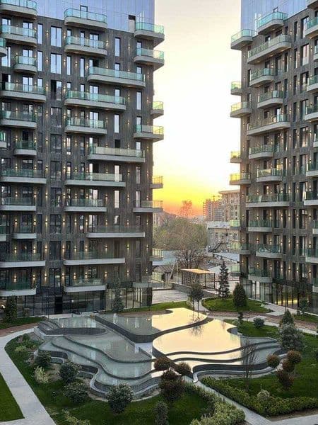 Жилой комплекс: Parkwood<br />
Комнат: 2<br />
Этаж: 3<br />