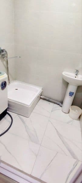 Xamma sharoitlar bor yangi domlarda 16 etashkali ! Faqat qiz