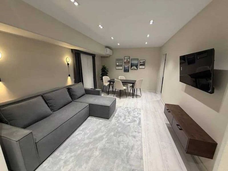 Сдаётся отличная и уютная квартира!<br />
<br />
 Район: Алм