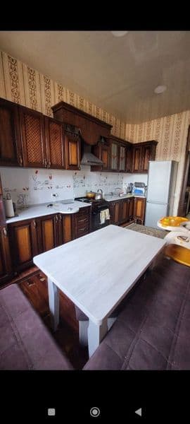 Qulay sharoitli, Avtobus bekatlari, bozorcha hamda magazinla — фото 2