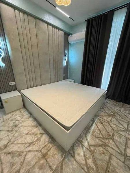 Район: Яккасарайский<br />
Адрес: ЦУМ<br />
<br />
• Комнат: