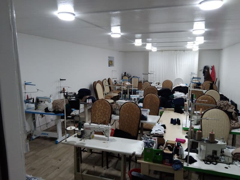 Арендага берилади умумий майдони 90м2 ичидаги машинкалари  б — фото 2