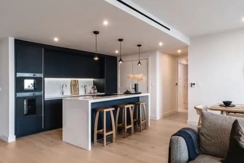 Предлагается в аренду абсолютно новая квартира в самом стату