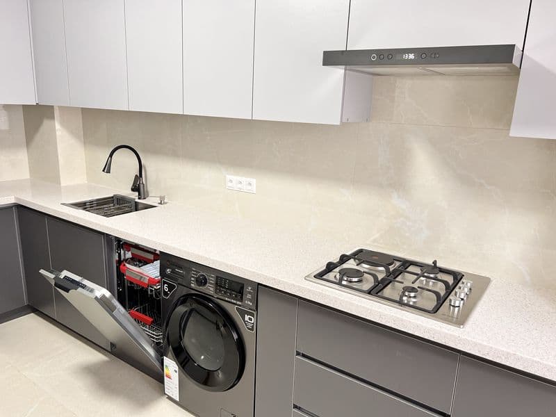 Квартира 4/4/9 на Ц5 в самом центре города <br />
<br />
Пре — фото 2