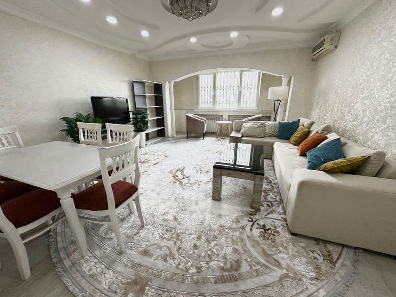 Сдается квартира 3/7/9<br />
Метро Ойбек<br />
Ор-р: Angel’s