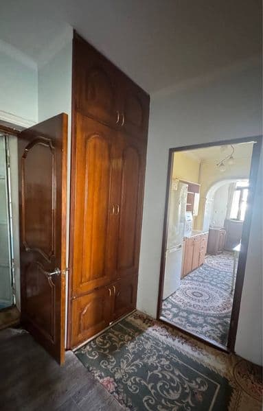 Сдаётся в центре 2-комнатная квартира с мебелью и техникой   — фото 3