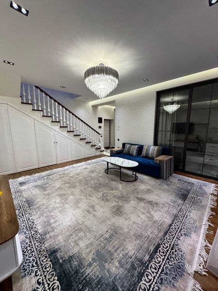 Район: Мирзо Улугбек<br />
Адрес: Паркентсий<br />
ЖК Oq Sar