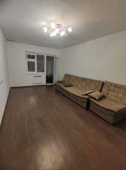 Сергили 9худуд 3хона 90квадрат пустой холатда берилади оила 