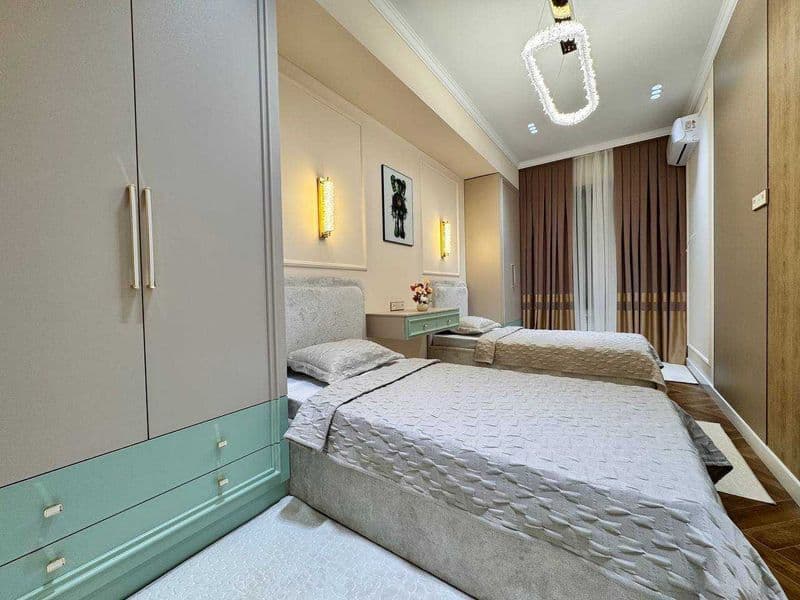 Район: Юнусабад<br />
Адрес:  Xonsaroy<br />
<br />
Комнат:  — фото 3