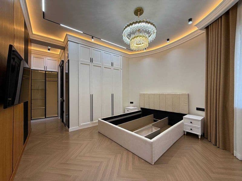 • Район: Яккасарай<br />
• <br />
• Комнат: 4<br />
• Этаж:  — фото 2