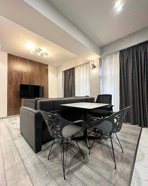 • Район: Яккасарай<br />
• Адрес: ЖК "Prestige Gardens"<br /