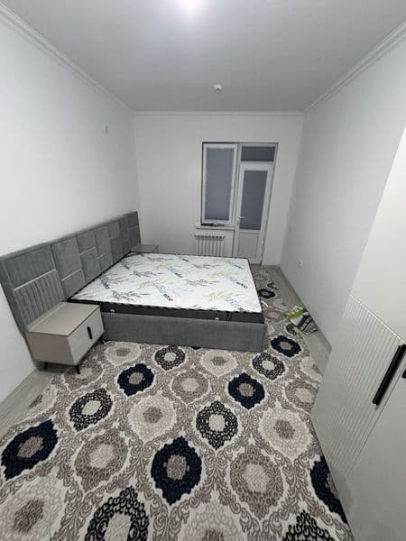 Tenchlik metro 1 xon akurani uy 350 oilaga etaji 4. 5 etajka