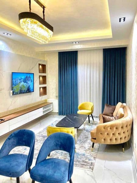 Метро Ойбек <br />
<br />
2 х комнатная квартира <br />
<br 