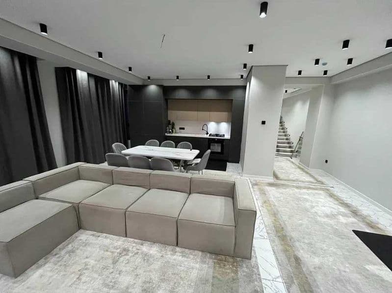 Авторский проект, новая квартира!<br />
Все условия имеются 