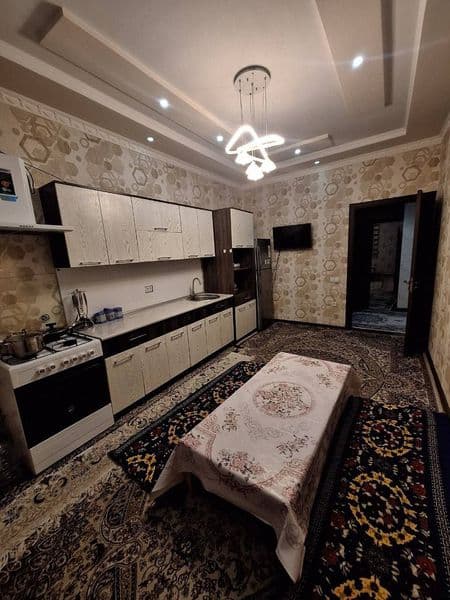 Мирзо Улуғбек метро бекати ва Бунёдкор стадиони яқинида жойл — фото 2