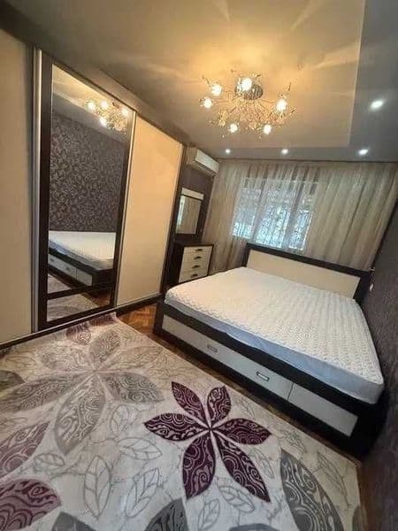 Район: Чиланзар<br />
• Адрес: 12-квартал<br />
• Ориентир: 