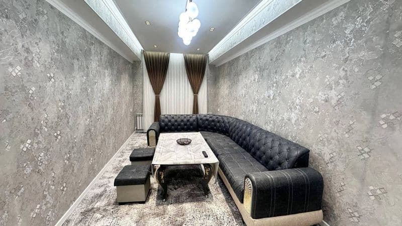 Спокойный район с развитой инфраструктурой.<br />
Квартира ч — фото 3