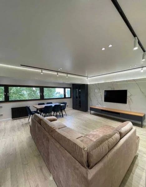 АРЕНДА Мирадский<br />
Ориентир:Метро Косманавтов<br />
ЦУМ<