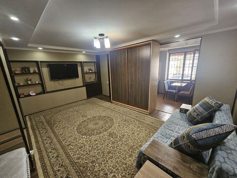 Сдаётся квартира 1/1/5 кирпич.  <br />
Метро Космонавтов (МВ — фото 2