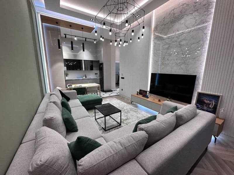 Сдаётся квартира дуплекс в новостройке Голден хауса ул.Мукум