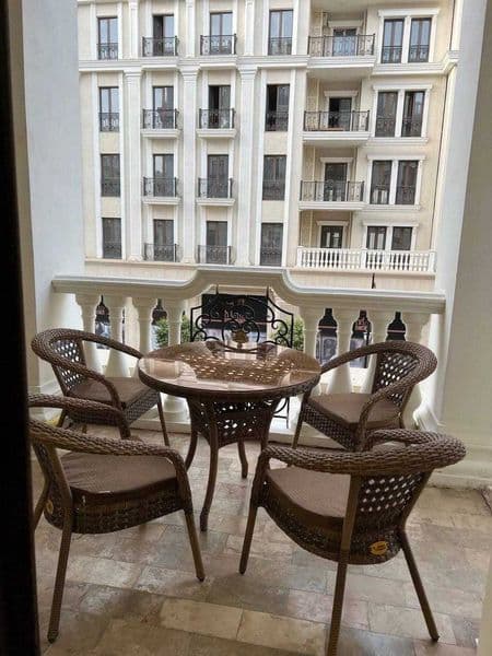 • ЖК: Tashkent Sity Boulevard<br />
• Комнат: 2<br />
• Этаж