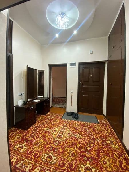 Сдаётся в аренду 4х комнатная квартира <br />
Центр Луначарс