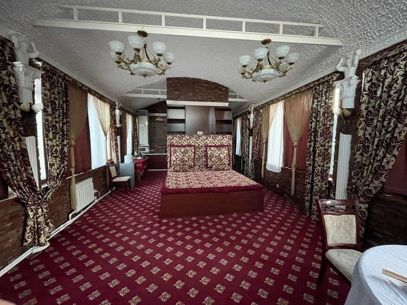 Квартира студийного типа. 70кв.м. в 4км. от м.БИЙ.<br />
Цен