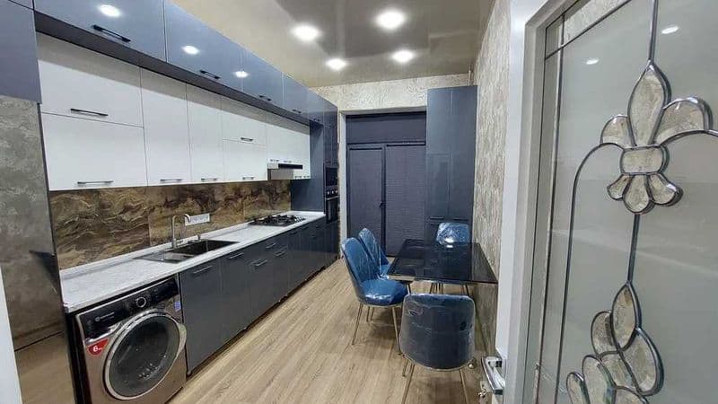 СРОЧНО СДАЁТСЯ <br />
<br />
Район: Мирзо Улугбек<br />
Адре — фото 2