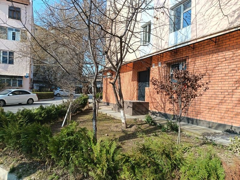 Сдаётся в аренду своя двух комнатная квартира на первом этаж