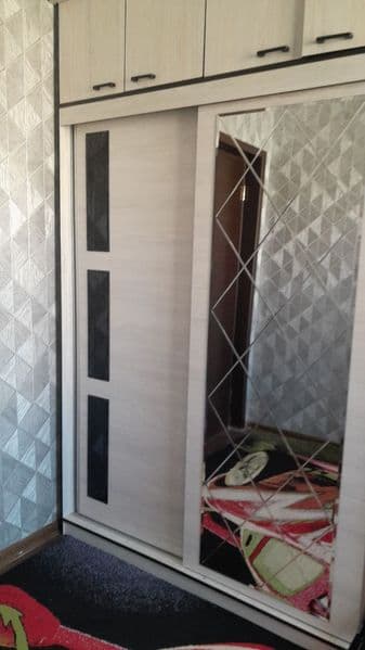 Ишлйдган Кизларга квартира бор метро олдида 950 дан 77720071