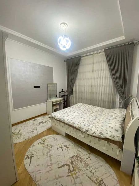 Район: Мирабадский<br />
Адрес: ойбек<br />
<br />
Комнат: 2