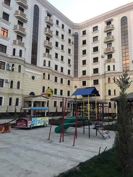 Сдается квартира по улице  Шато  Руста вели новостройка 2-2-