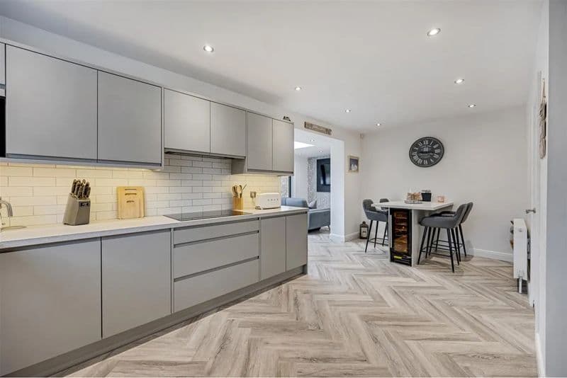 Сдается большая новая квартира в самом центре города с преми — фото 5