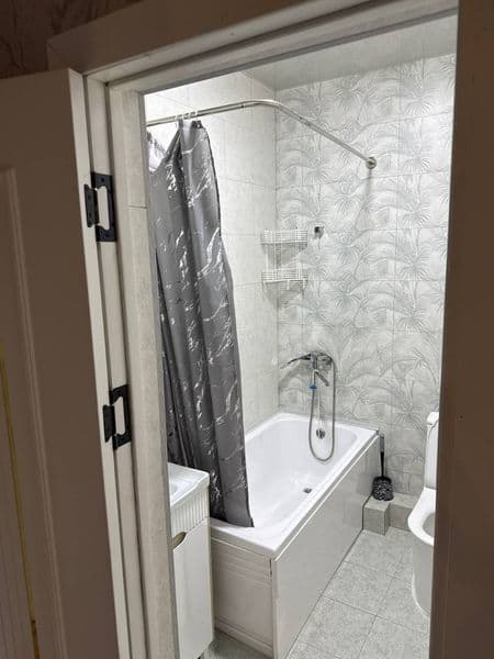 Яшнабад тумани Иззат кучасида 2 хонали квартира ижарага бери — фото 4