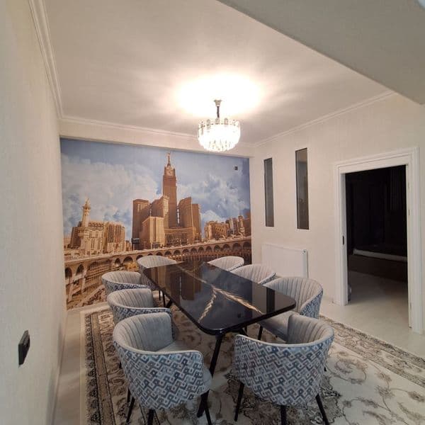 Uy toza va shinam, barcha sharoitlari bor(mebel, gaz, suv, i