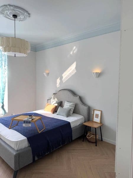 1 комнатную квартиру на 9 этаже,<br />
В квартире есть все н