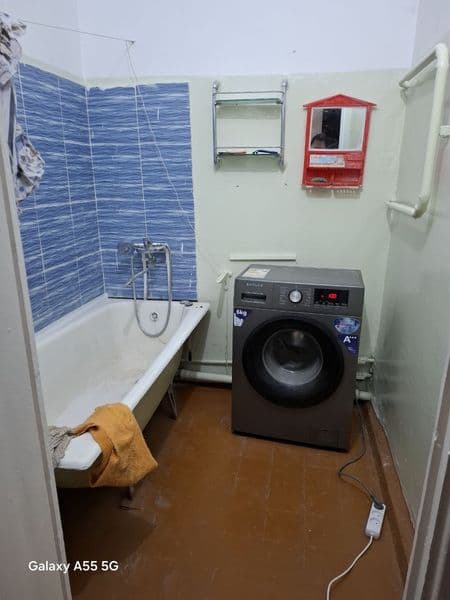 Сдаётся квартира, 2х комнатная переделанная в 3х комнатную,  — фото 3