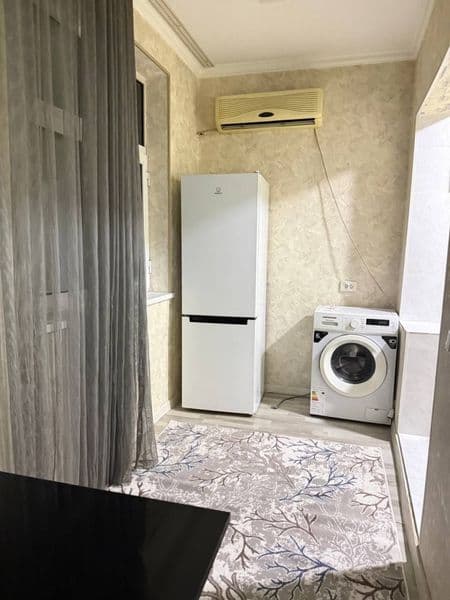 Аренда 3/3/4 Цена: 450$<br />
Мирзо-Улугбекский район <br />