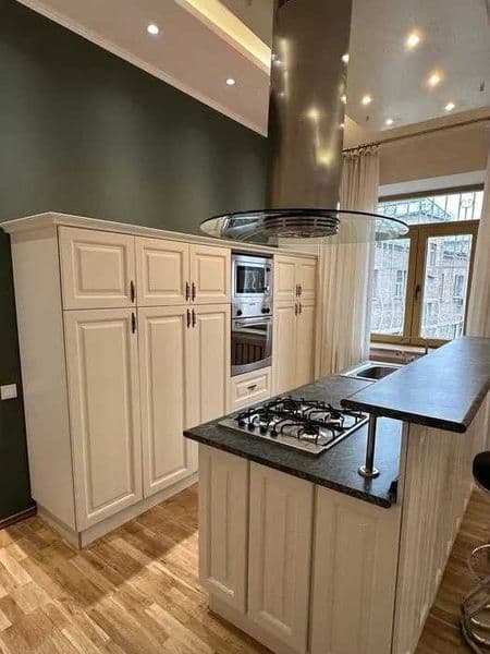 Район: Шайхантахурский<br />
Адрес: Дружба народов<br />
Ори