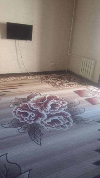 Farxadski ruparasi xalq banki orqasida 2 xona 4etaj 9 etajli